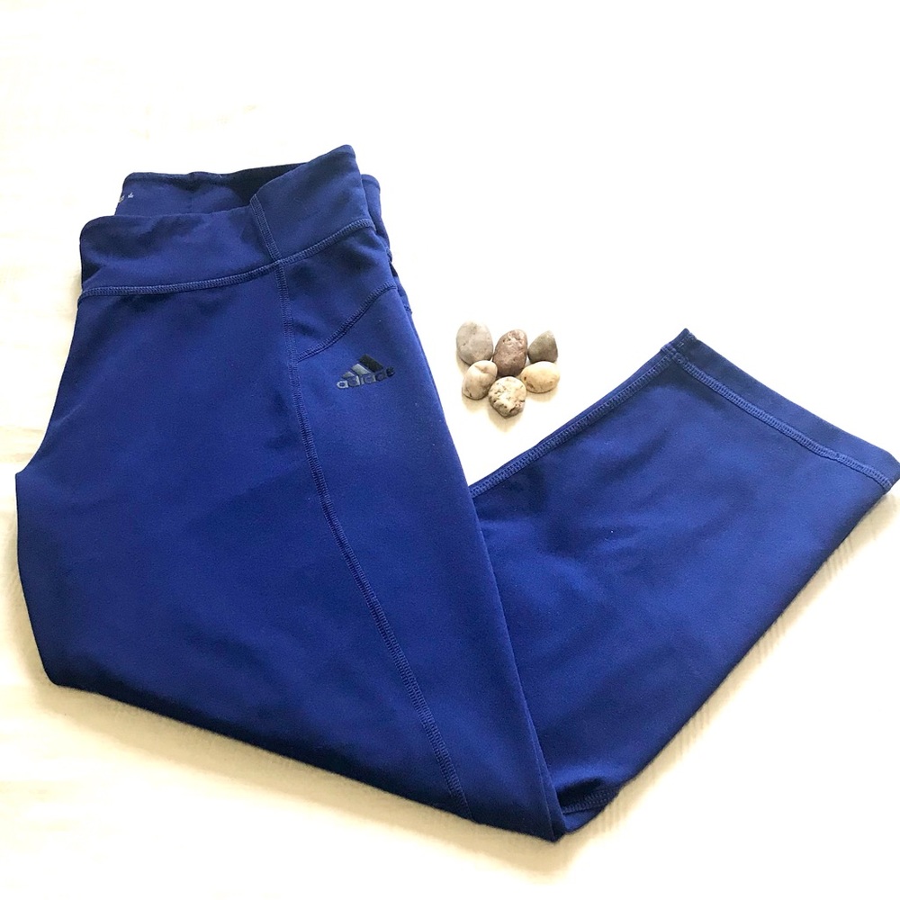 ADIDAS 🌟HOST PICK🌟 Capri Leggings - Blue Medium